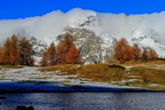 Lago di Sangiatto superiore, 2.034 m e Pizzo Cervandone, 3.210 m